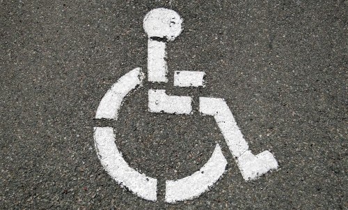 Nessun fermo amministrativo sul veicolo per trasporto del disabile